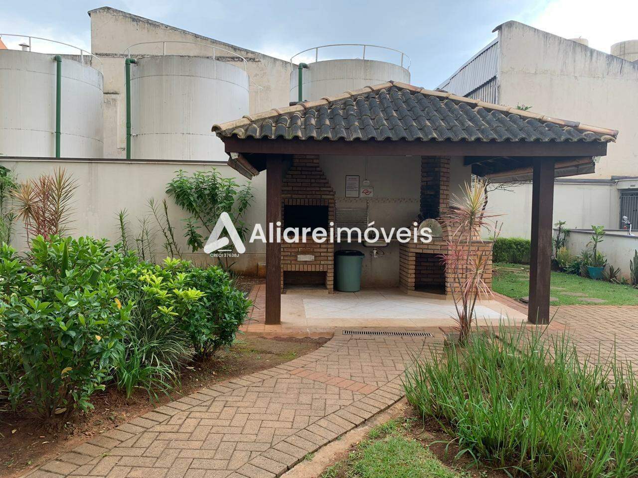 Apartamento para alugar com 3 quartos, 64m² - Foto 28