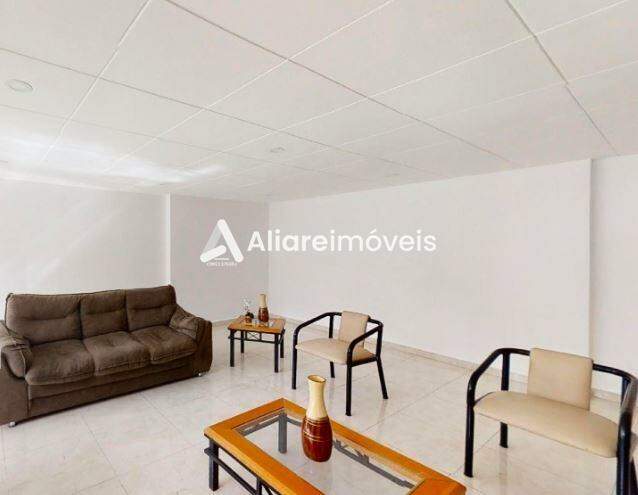 Apartamento para alugar com 2 quartos, 70m² - Foto 15