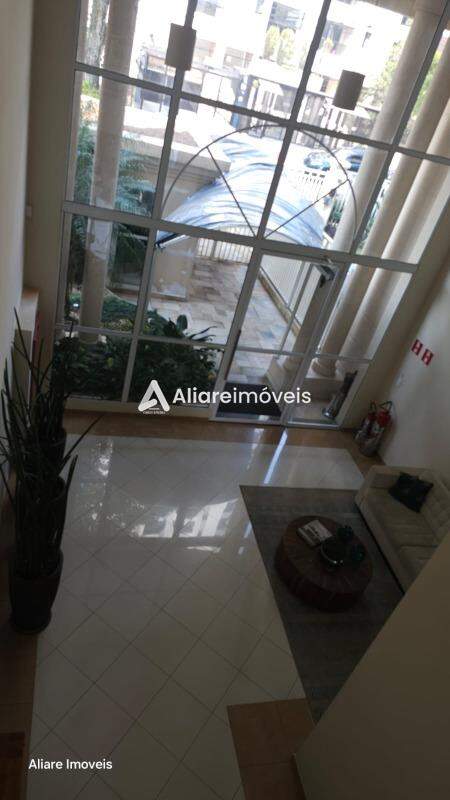 Apartamento à venda com 2 quartos, 62m² - Foto 17