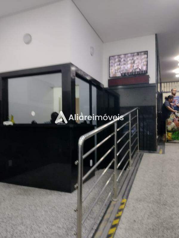 Apartamento à venda com 2 quartos, 37m² - Foto 27