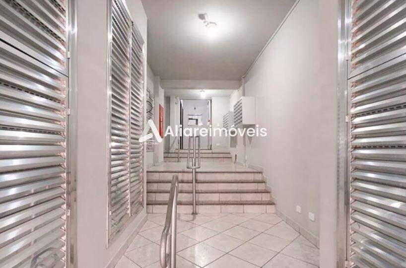 Apartamento para alugar com 2 quartos, 51m² - Foto 11