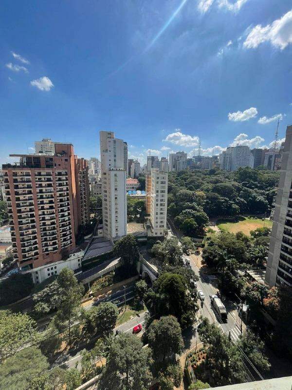 Apartamento à venda com 4 quartos, 151m² - Foto 21