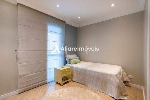 Apartamento à venda com 3 quartos, 157m² - Foto 14