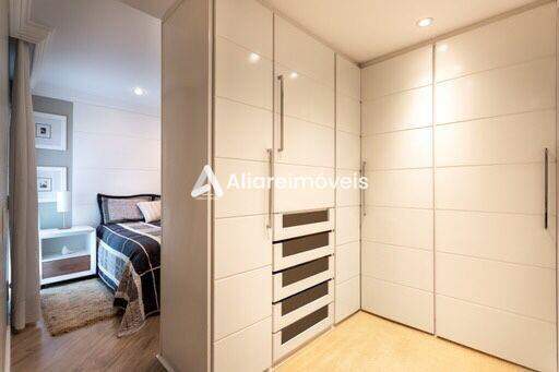 Apartamento à venda com 3 quartos, 157m² - Foto 20