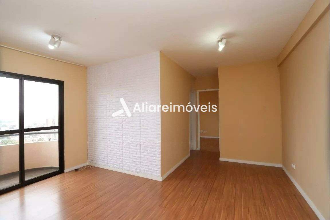 Apartamento à venda com 2 quartos, 65m² - Foto 2