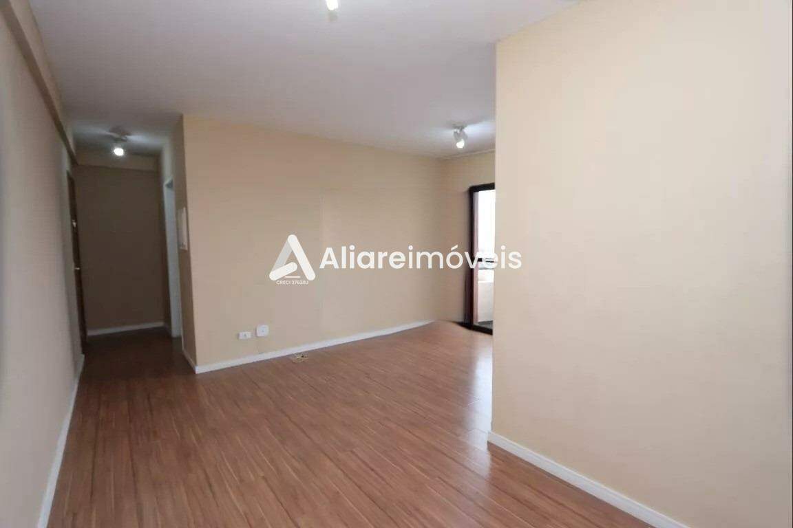 Apartamento à venda com 2 quartos, 65m² - Foto 3