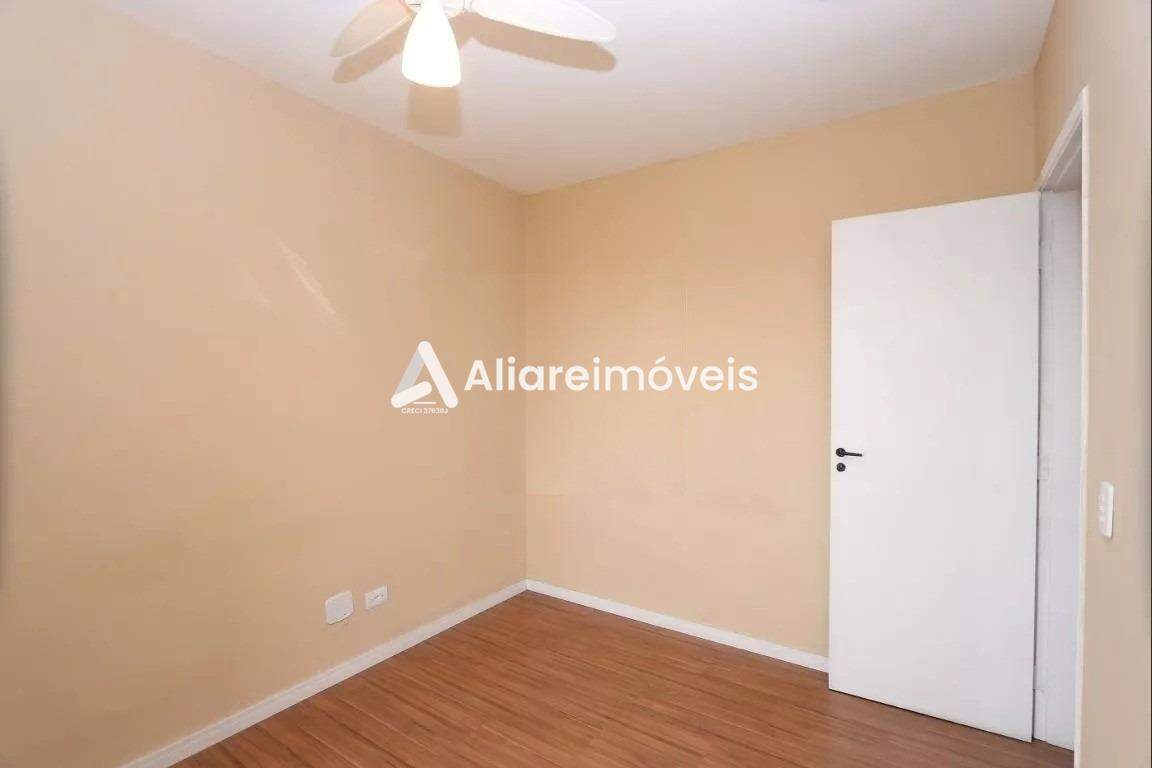 Apartamento à venda com 2 quartos, 65m² - Foto 14