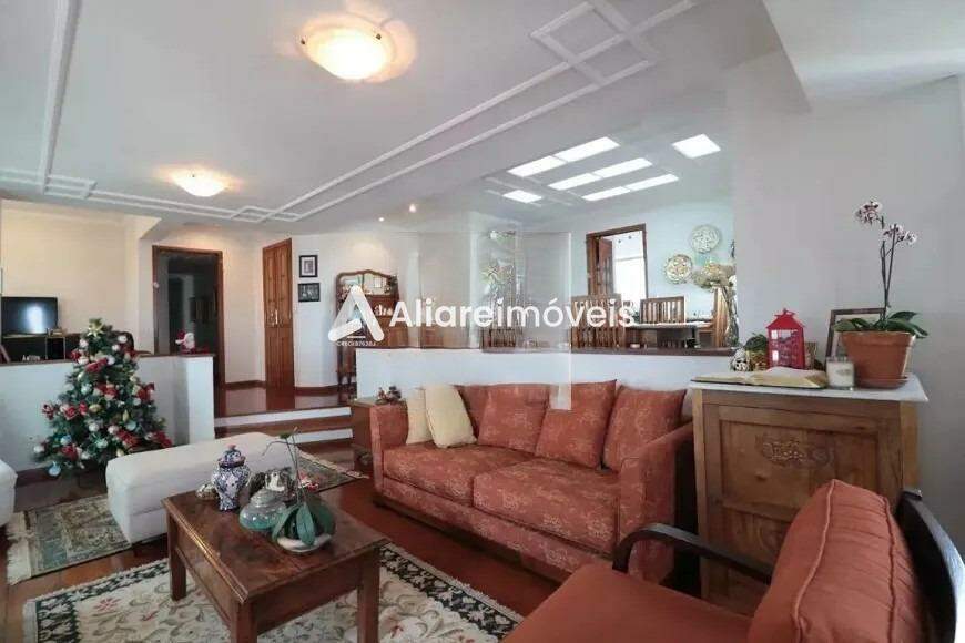 Apartamento à venda com 3 quartos, 181m² - Foto 1