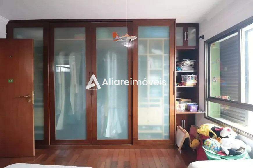 Apartamento à venda com 3 quartos, 181m² - Foto 8