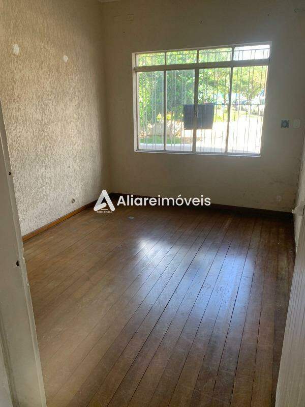 Casa para alugar com 1 quarto, 80m² - Foto 1