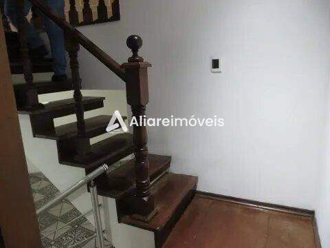 Casa à venda com 3 quartos, 354m² - Foto 11