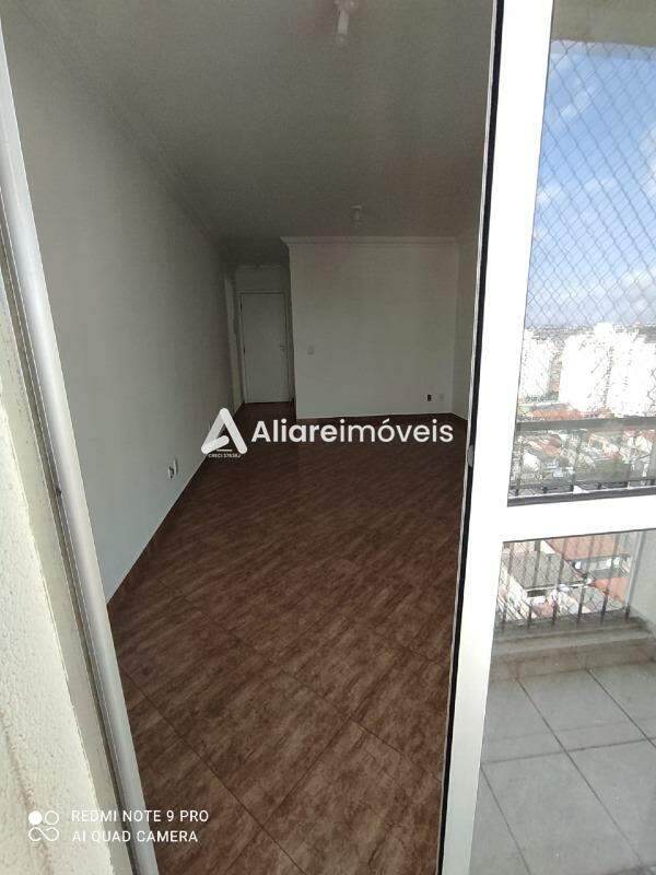 Apartamento à venda com 3 quartos, 61m² - Foto 3