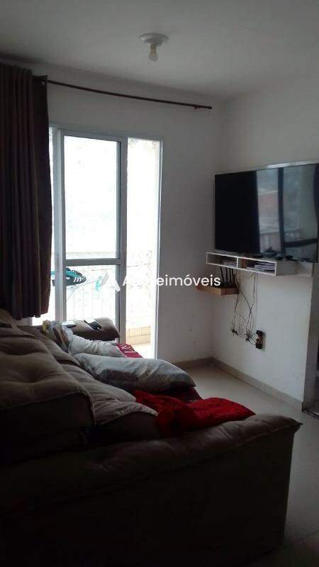 Apartamento à venda com 2 quartos, 45m² - Foto 1