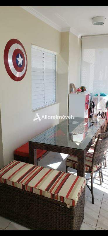 Apartamento à venda com 2 quartos, 68m² - Foto 15