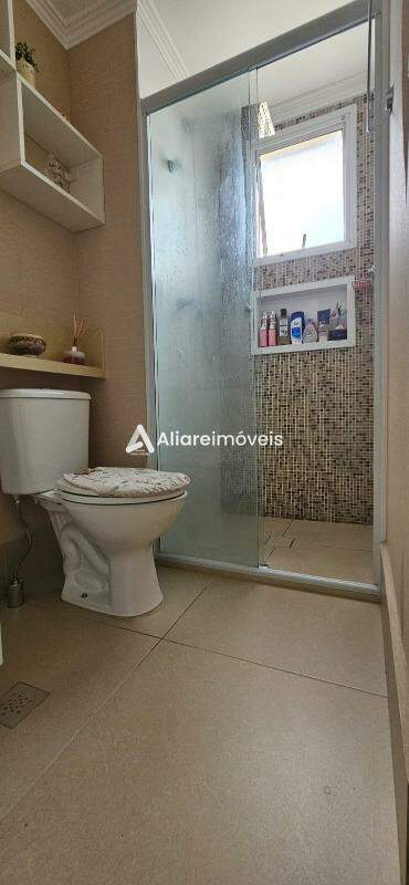 Apartamento à venda com 2 quartos, 68m² - Foto 27