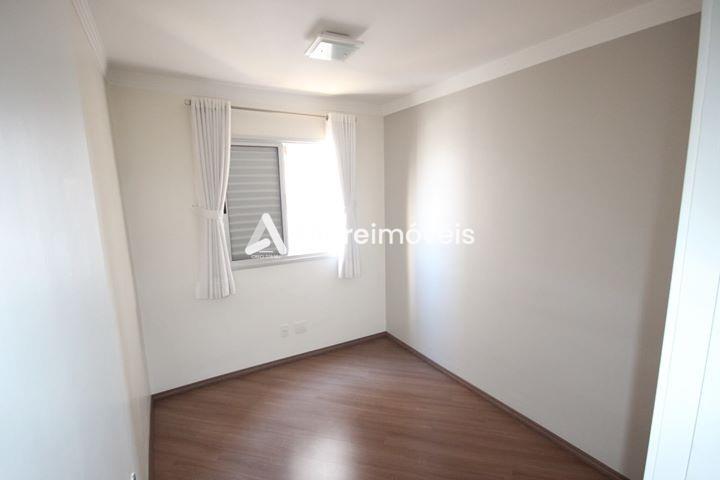 Apartamento à venda com 2 quartos, 52m² - Foto 2