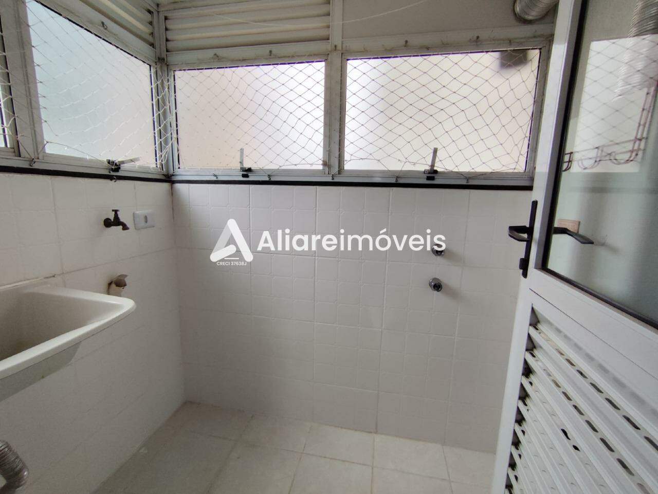 Apartamento para alugar com 2 quartos, 58m² - Foto 6