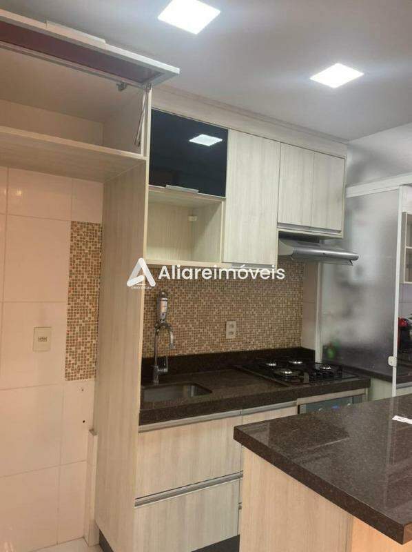 Apartamento à venda com 2 quartos, 66m² - Foto 16