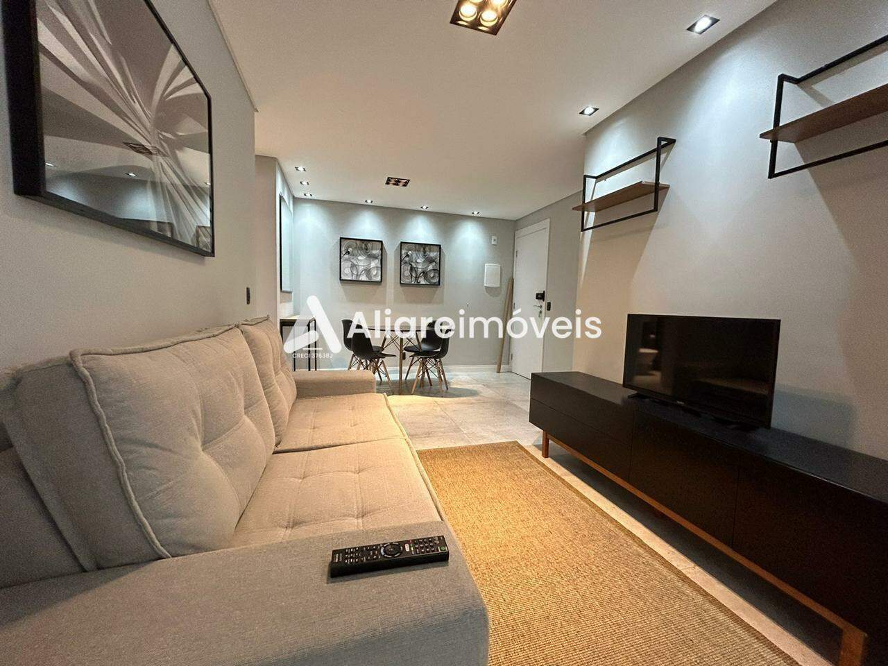 Apartamento à venda com 2 quartos, 62m² - Foto 18