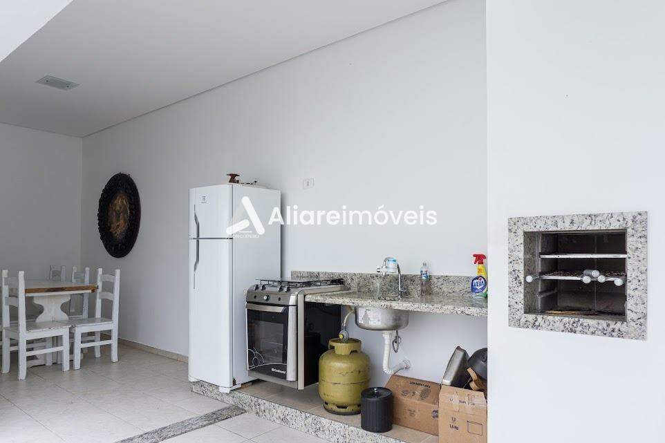 Casa à venda com 5 quartos, 350m² - Foto 16