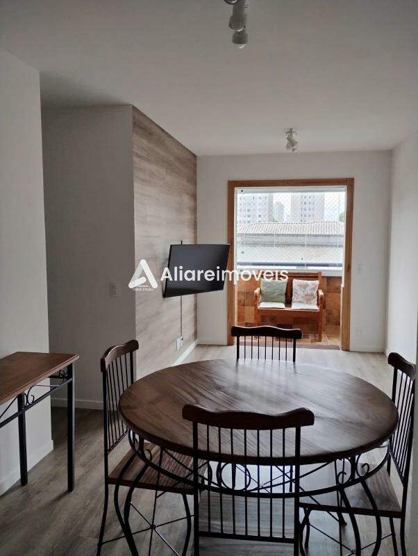 Apartamento à venda com 3 quartos, 65m² - Foto 2