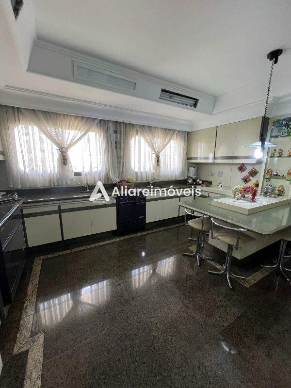 Cobertura para alugar com 4 quartos, 544m² - Foto 13