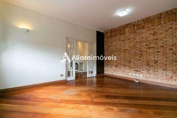 Casa para alugar com 4 quartos, 360m² - Foto 7