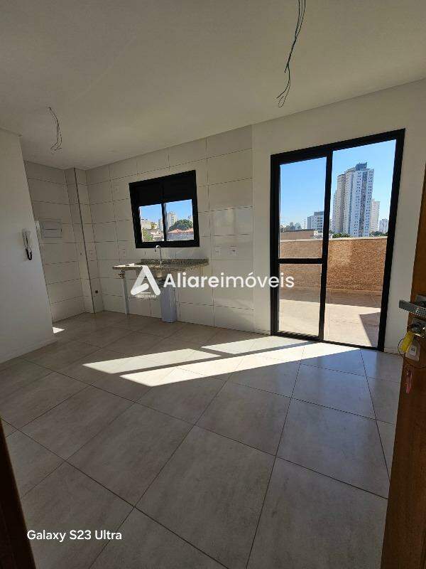 Apartamento à venda com 1 quarto, 29m² - Foto 1