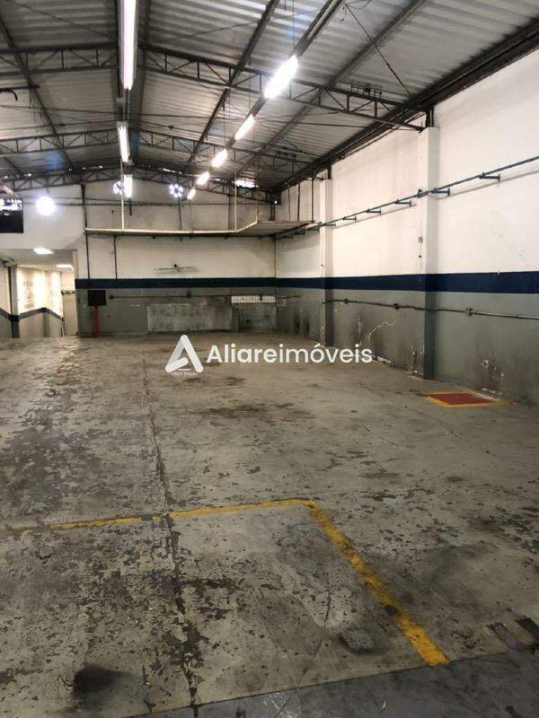 Depósito-Galpão-Armazém para alugar, 600m² - Foto 1