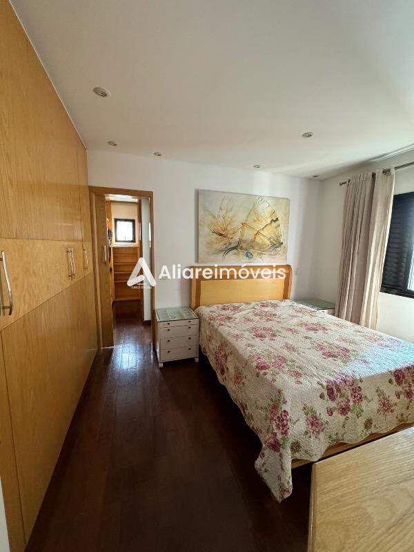 Apartamento à venda com 4 quartos, 193m² - Foto 10