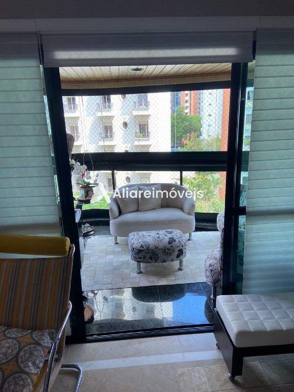 Apartamento à venda com 4 quartos, 193m² - Foto 5