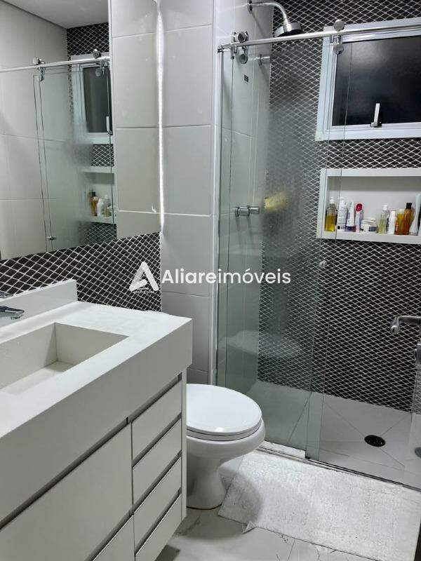 Apartamento à venda com 3 quartos, 110m² - Foto 19