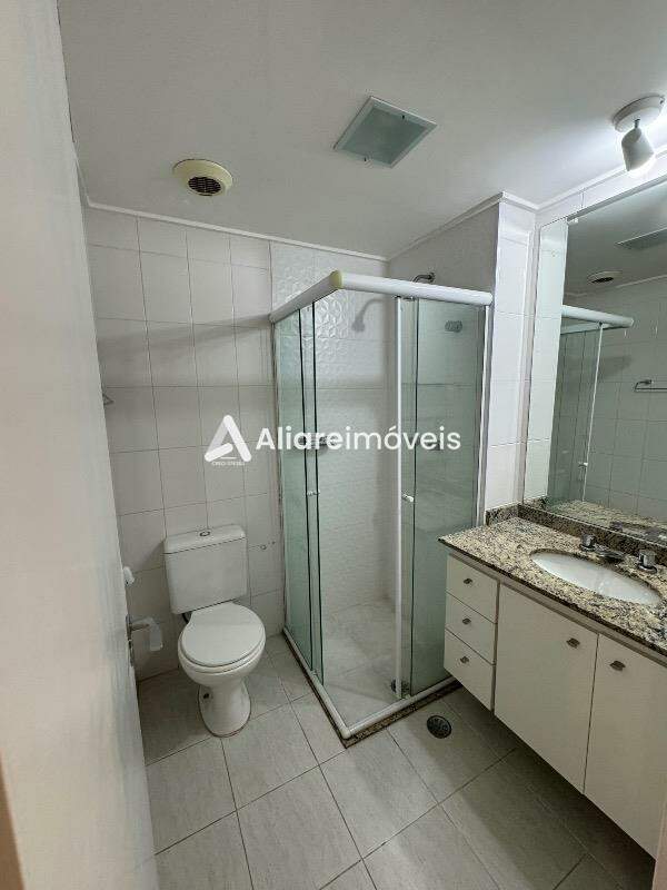 Apartamento à venda com 3 quartos, 76m² - Foto 13