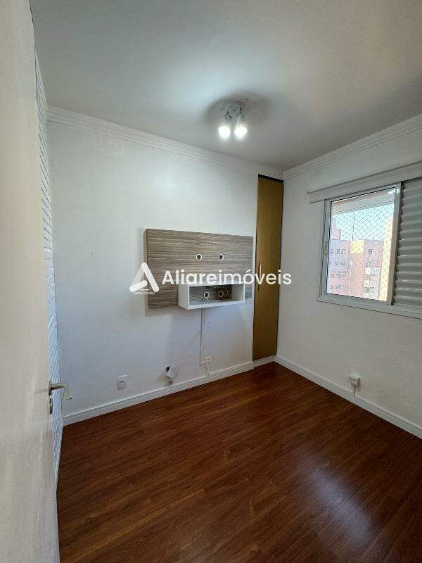 Apartamento à venda com 3 quartos, 76m² - Foto 9