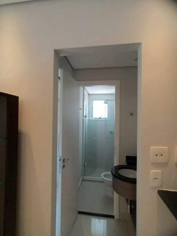 Apartamento à venda com 2 quartos, 64m² - Foto 6