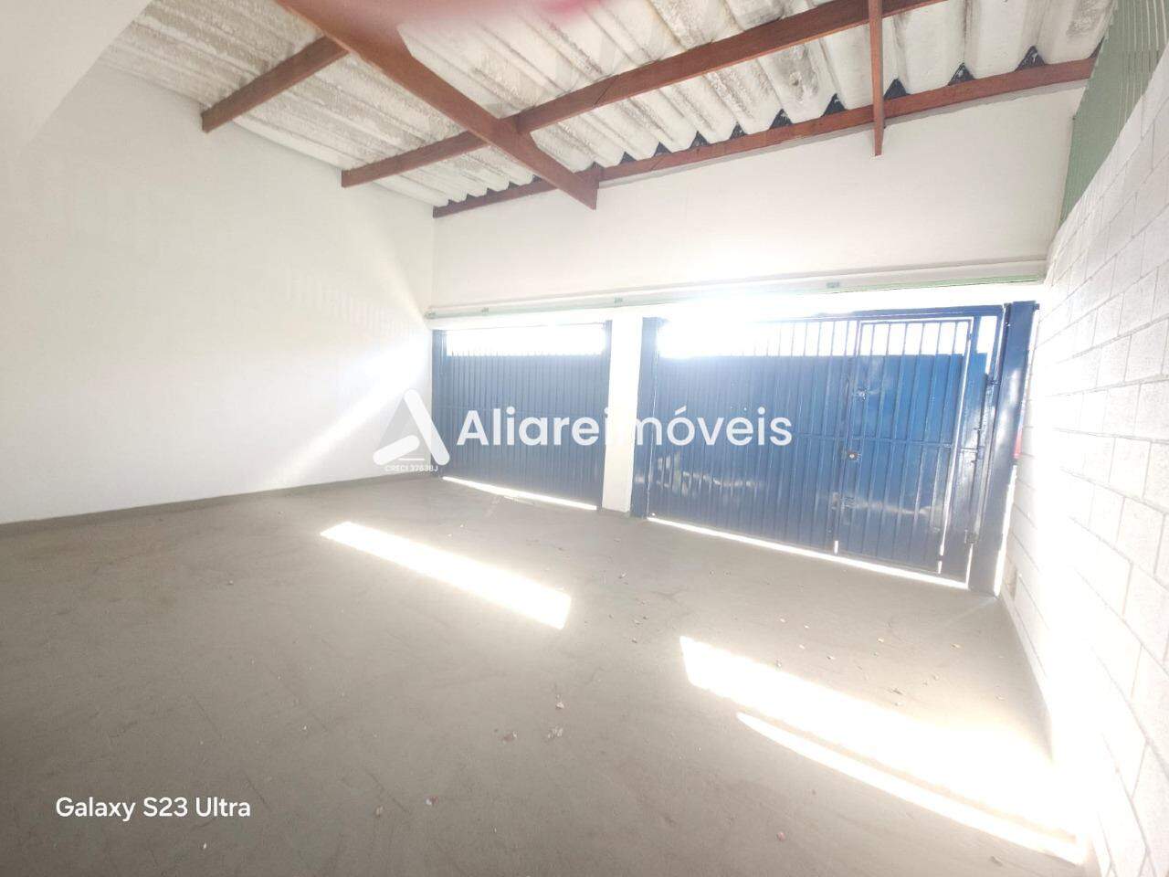 Depósito-Galpão, 490 m² - Foto 1