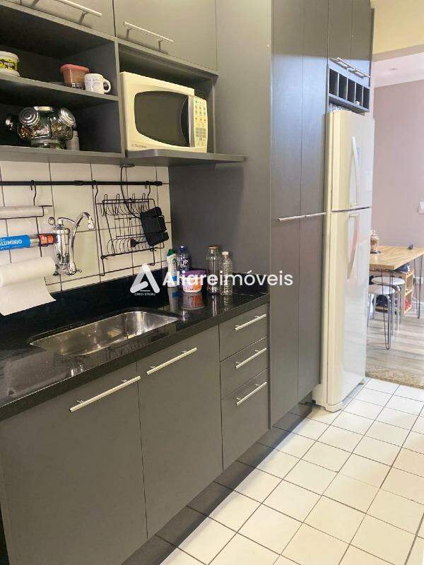 Apartamento à venda com 2 quartos, 53m² - Foto 4