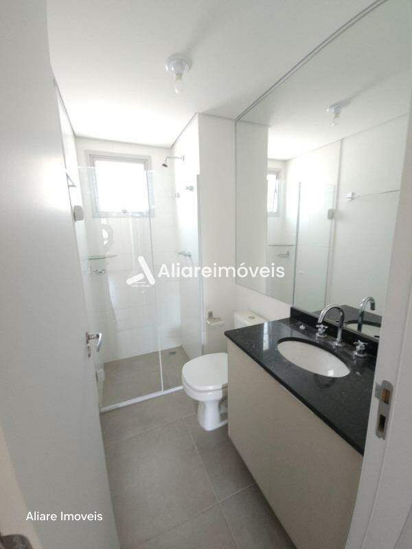 Apartamento para alugar com 3 quartos, 116m² - Foto 18