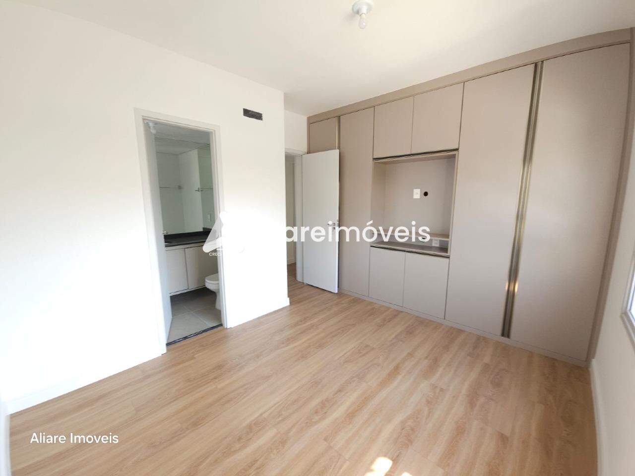 Apartamento para alugar com 3 quartos, 116m² - Foto 11