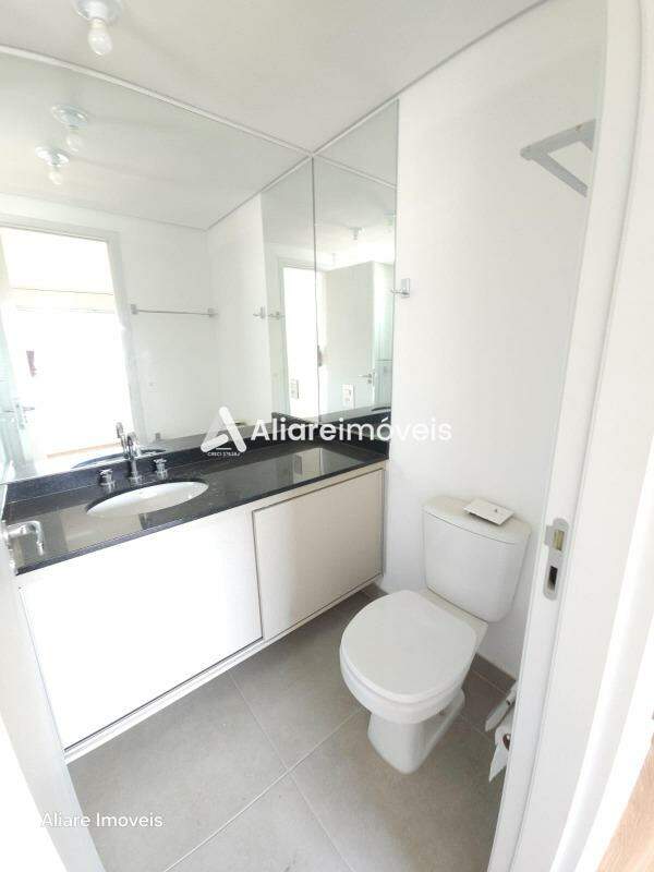 Apartamento para alugar com 3 quartos, 116m² - Foto 27