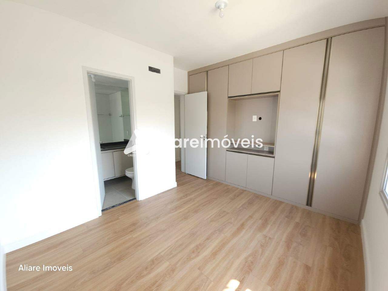 Apartamento à venda com 3 quartos, 116m² - Foto 11