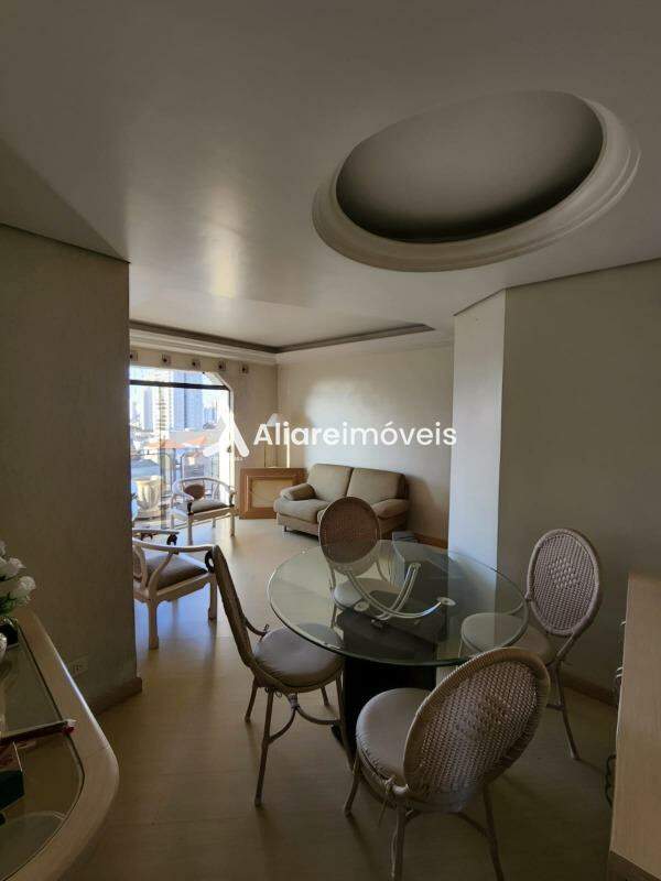 Apartamento à venda com 2 quartos, 83m² - Foto 2