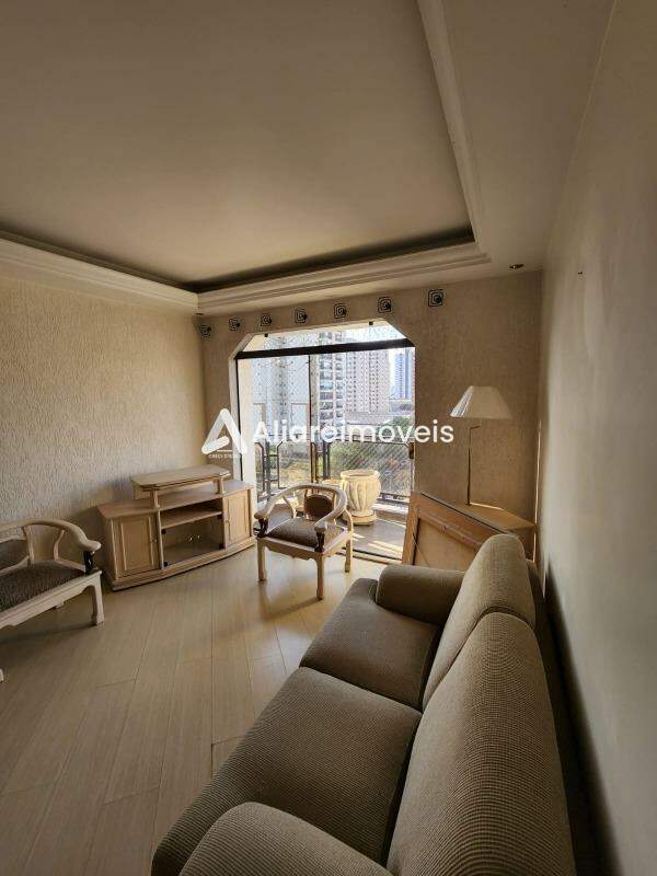 Apartamento à venda com 2 quartos, 83m² - Foto 1