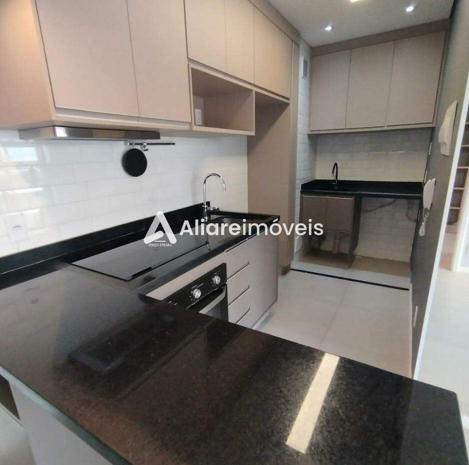 Apartamento à venda com 2 quartos, 38m² - Foto 3