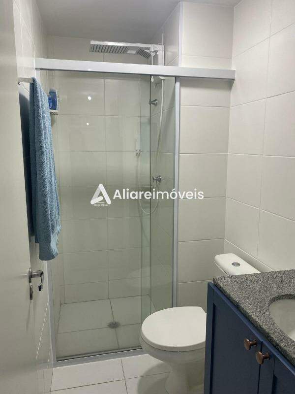 Apartamento à venda com 2 quartos, 34m² - Foto 8