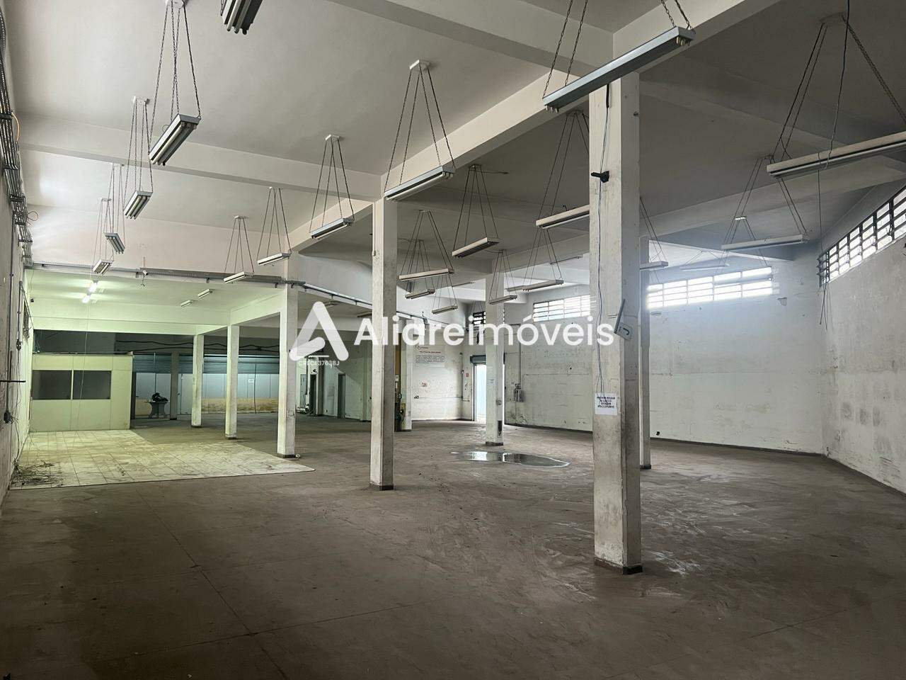 Depósito-Galpão-Armazém à venda, 1406m² - Foto 8