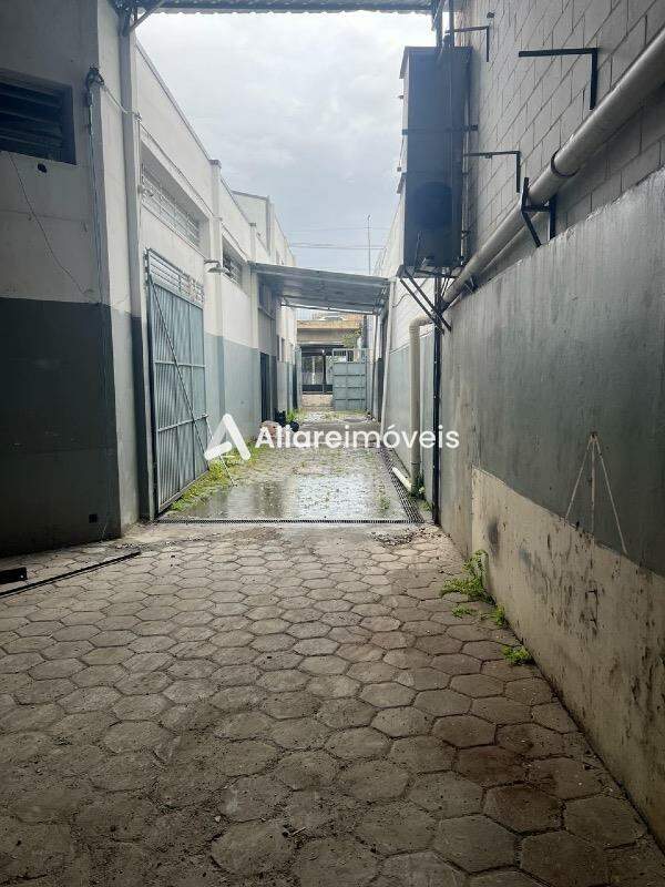 Depósito-Galpão-Armazém para alugar, 1406m² - Foto 12