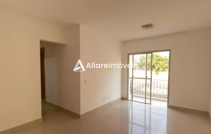 Apartamento à venda com 3 quartos, 70m² - Foto 1