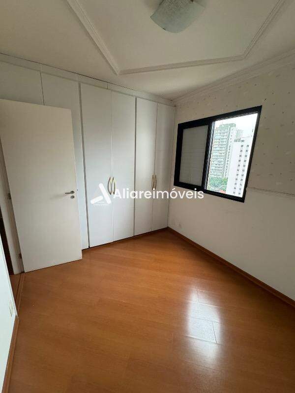 Apartamento à venda com 3 quartos, 75m² - Foto 7