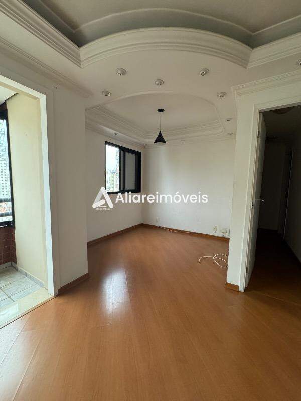 Apartamento à venda com 3 quartos, 75m² - Foto 11